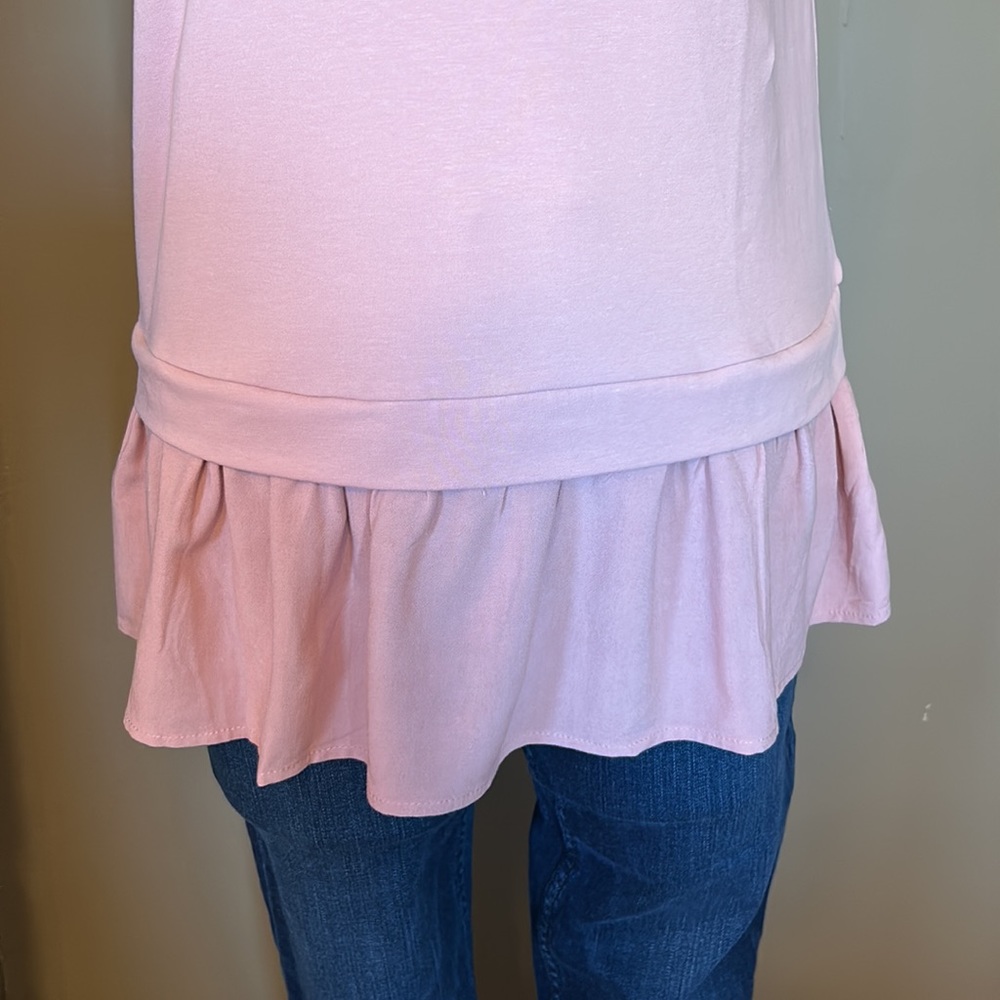 Rose Ruffle Bottom Tank - Picture 4 of 9